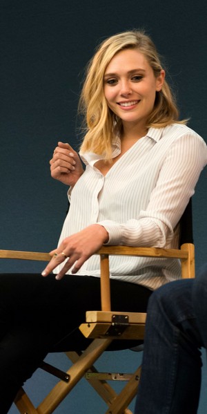  Elizabeth Olsen