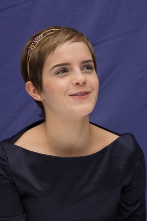  Emma at HP7 Press Conference