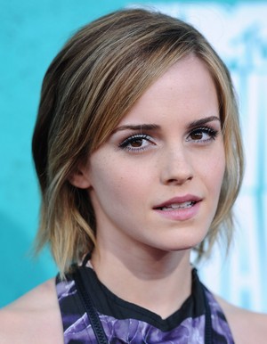 Emma at MTV Movie Awards