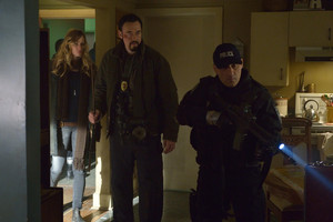  Kevin Durand as Vasiliy Fet in The Strain - 2x05 - Quick and Painless