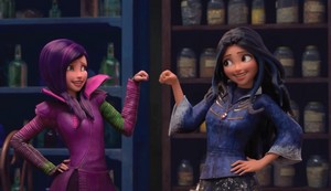  Mal and Evie in the Animated show: Disney's Descendants' Wicked World