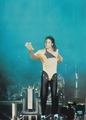 Michael Jackson - HQ Scan - Dangerous Tour - michael-jackson photo