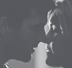 Nathan and Audrey kiss-5x14