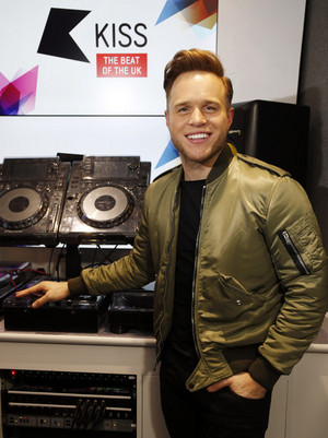  Olly Visits Kiss FM