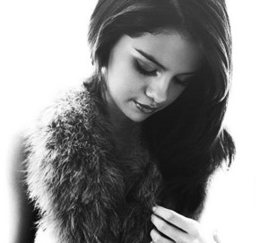  Selly MGomez