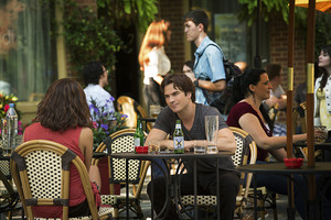  The Vampire Diaries 7.01 ''Day One of Twenty-Two Thousand, Give of Take'''
