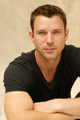 Wil Traval - once-upon-a-time photo