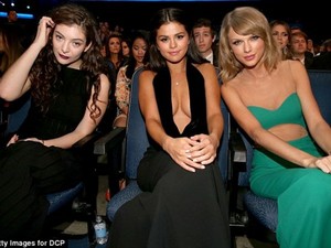  tay and sel