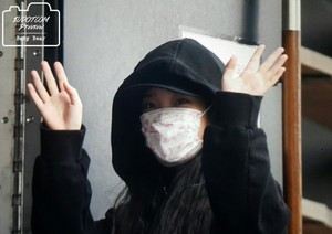  151115 IU Arriving at Sudden Attack Mini Фан Meeting