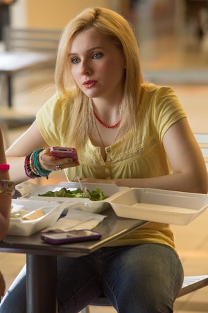Abigail Breslin as Casey Welson in The Call