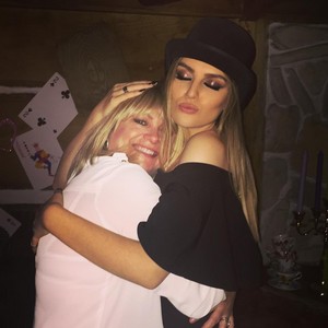  Perrie and her Mom