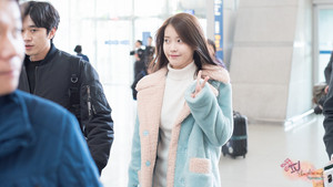  160109 iu at Incheon Airport Leaving for Taiwan
