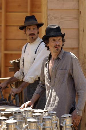  1x04 - Here Was a Man - Seth Bullock and Sol 星, つ星