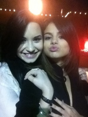  Selena Gomez and Demi Lovato