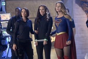 Supergirl - Episode 1.09 - Blood Bonds - Promo Pics