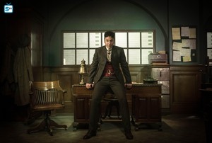  "Houdini and Doyle" Promotional litrato