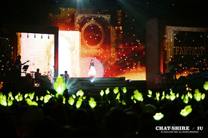 [Official Photos] 151231 IU 'CHAT-SHIRE' National Encore buổi hòa nhạc Tour [Behind]