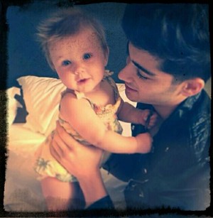  zayn and baby lux