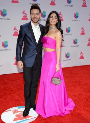  16th Latin Grammy Awards (November 19, 2015)
