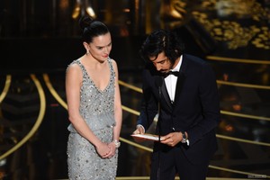 88th Annual Academy Awards - Show (February 28, 2016)