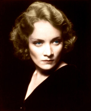  Marlene Dietrich (Color)