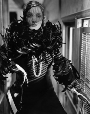 Marlene Dietrich - No Highway in the Sky