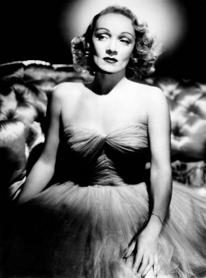 Marlene Dietrich - Stage Fright
