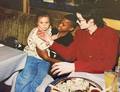 The King of Pop in Motown Cafe New York January 1996 - michael-jackson photo