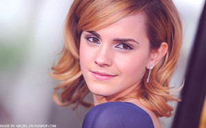  Emma Watson kertas dinding