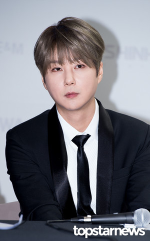 Press Conference 160327 - Hyesung