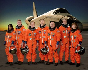  STS 121 Mission Crew