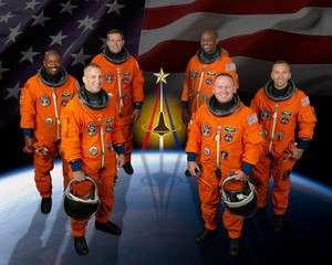  STS 129 Mission Crew