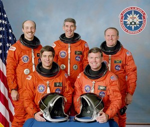  STS 29 Mission Crew