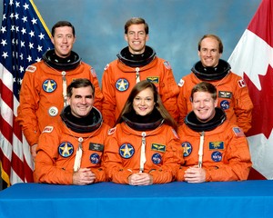  STS 52 Mission Crew