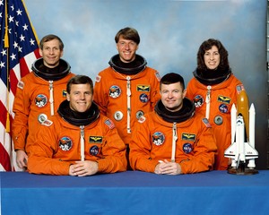  STS 56 Mission Crew