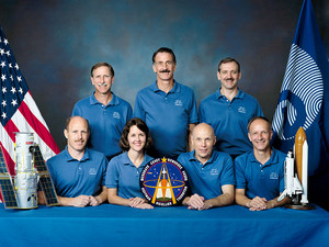  STS 61 Mission Crew