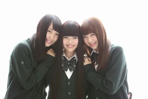  Sugai Yuuka x Uemura Rina x Sato Shiori - HUSTLE PRESS