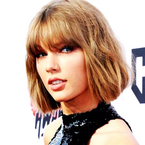 Taylor Swift at the iHeart music Awards 2016 