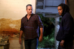  1x06 - Into the Black - Gil and Shawn