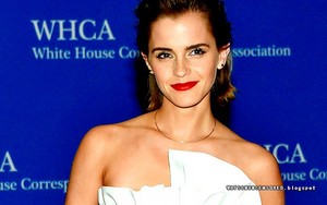 Emma Watson at the White House Correspondents Dinner [April 30, 2016]