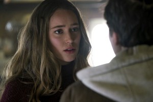  Fear The Walking Dead "Captive" (2x05) promotional picture