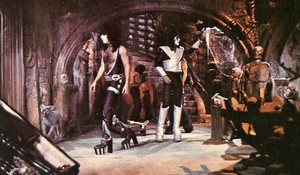  吻乐队（Kiss） Meets the Phantom of the Park 1978