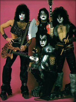  KISS ~Munich, West Germany…November 30, 1982 (Creatures Of The Night promo tour)