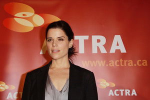 Neve Campbell 2016