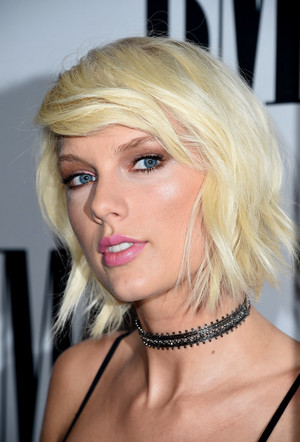 Taylor Swift BMI Pop Awards 2016 Pictures