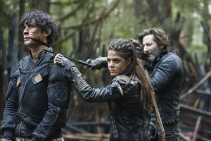  The 100 "Fallen" (3x10) promotional picture