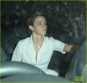  Emma Watson leaving the Chiltern Firehouse (June 9) in ロンドン