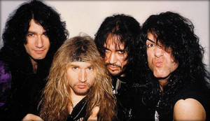  吻乐队（Kiss） ~Revenge 1992