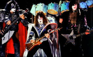  吻乐队（Kiss） ~September 1, 1980