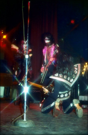  吻乐队（Kiss） ~St. Louis, Missouri…May 3, 1974